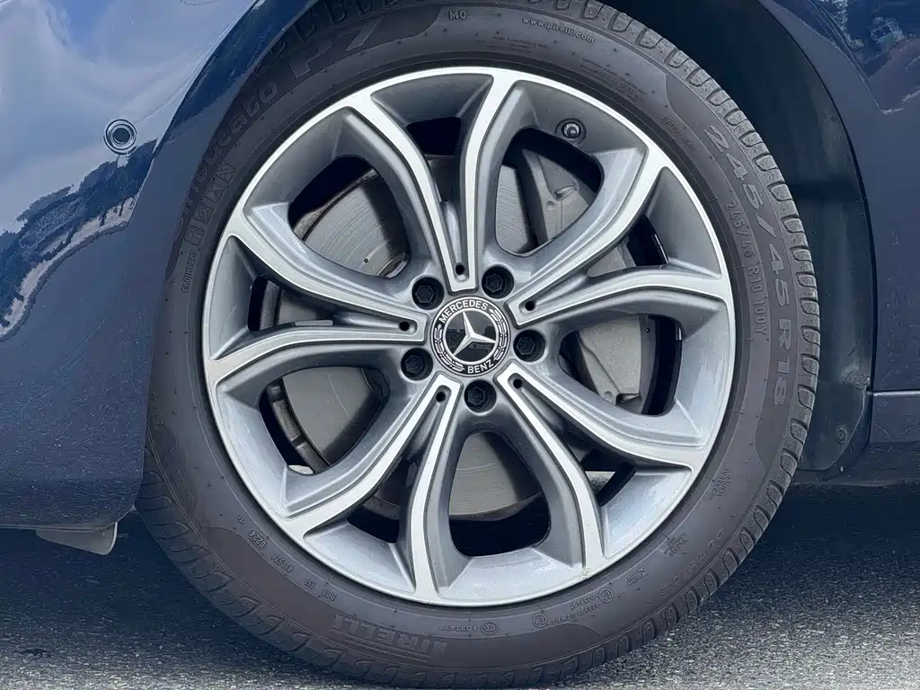 Mercedes-Benz E-Class 2019