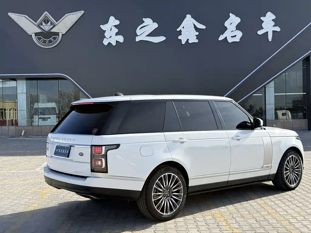 Land Rover Range Rover 2020 — фото 7