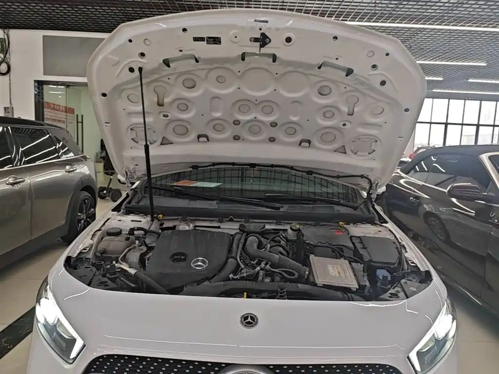 Mercedes-Benz A-Class 2022 — фото 20