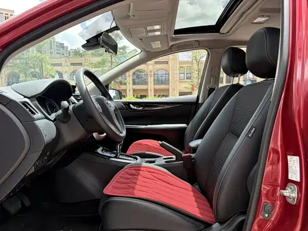Nissan Tiida 2019
