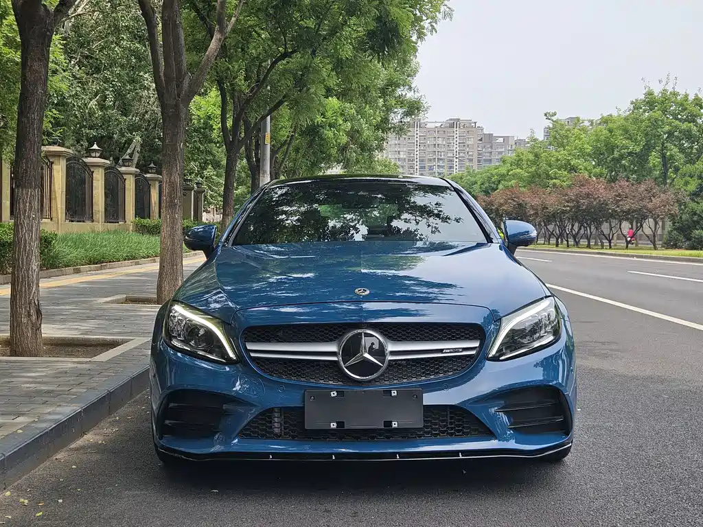Mercedes-Benz C-Class AMG 2023 — фото 4