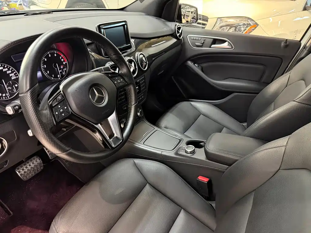 Mercedes-Benz B-Class 2015