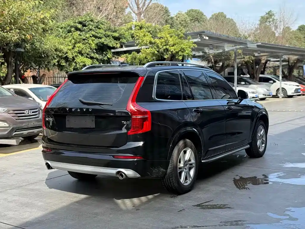 Volvo XC90 2015 — фото 9