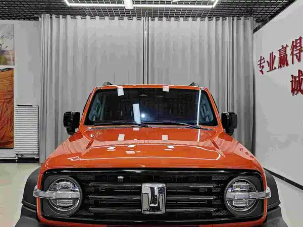 Tank 300 2021