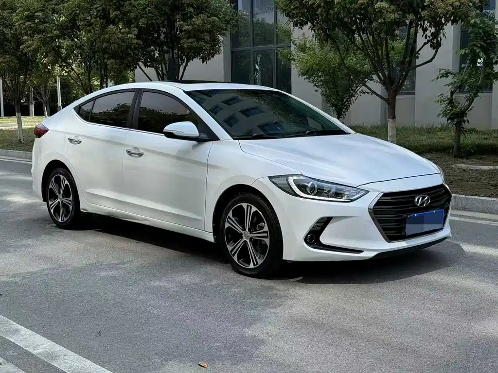 Hyundai Elantra 2018