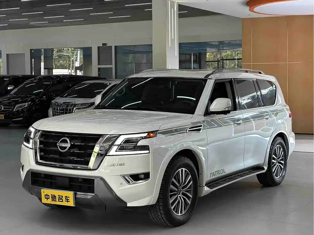 Nissan Patrol 2023 — фото 2