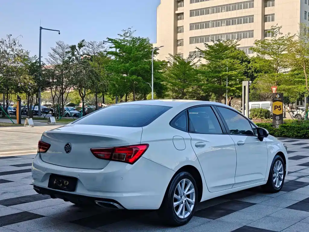 Buick Verano 2018 — фото 14