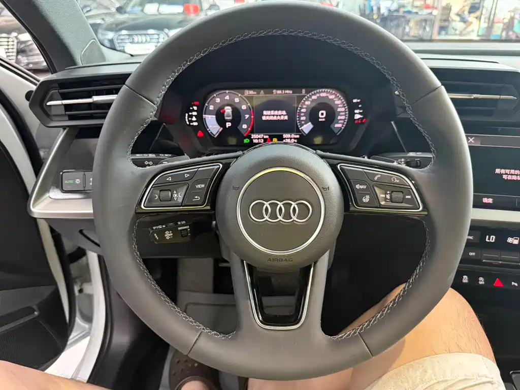 Audi A3 2022 — фото 14