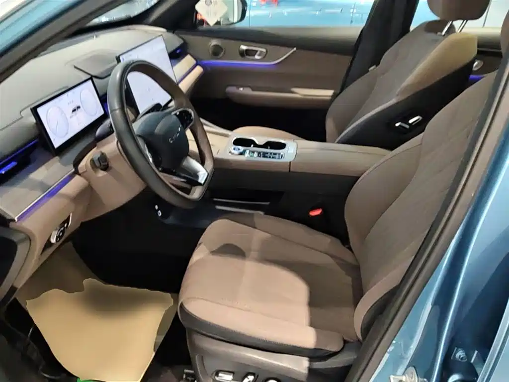 Chery Tiggo 8 PLUS C-DM 2025 — фото 15
