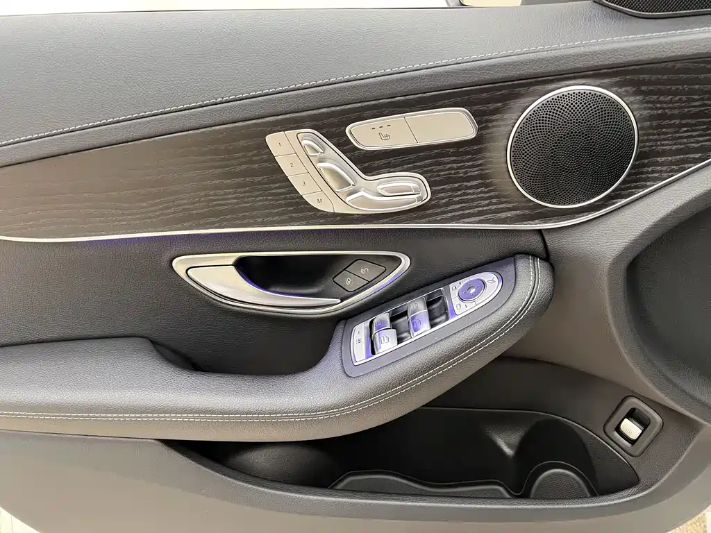 Mercedes-Benz C-Class 2022 — фото 28