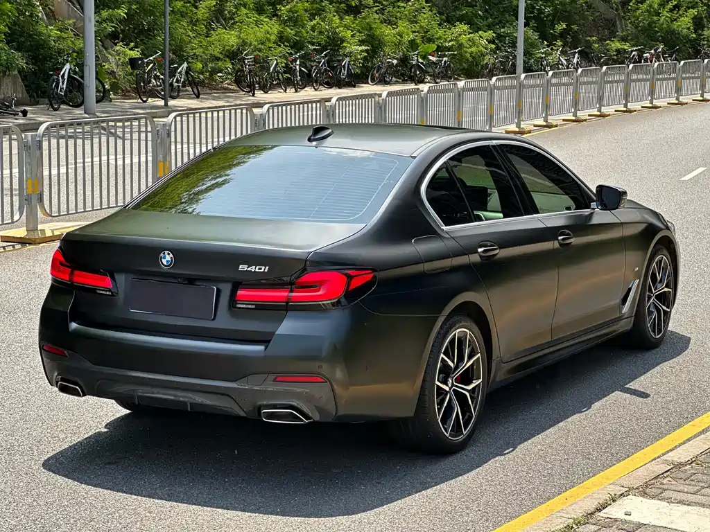 BMW 5 Series 2022
