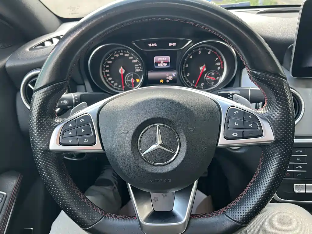 Mercedes-Benz CLA 2018 — фото 11