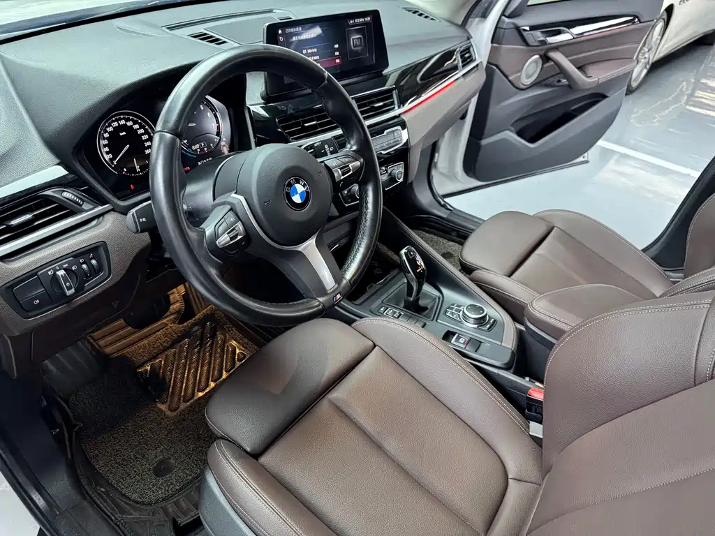 BMW X1 2022 — фото 6