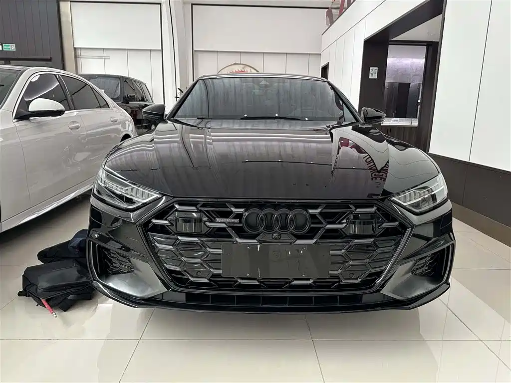 Audi A7L 2025 — фото 2