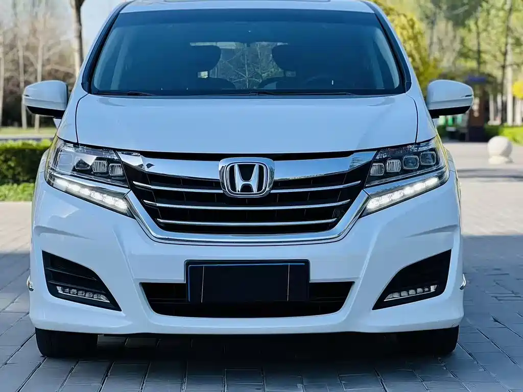 Honda Elysion 2018 — фото 2