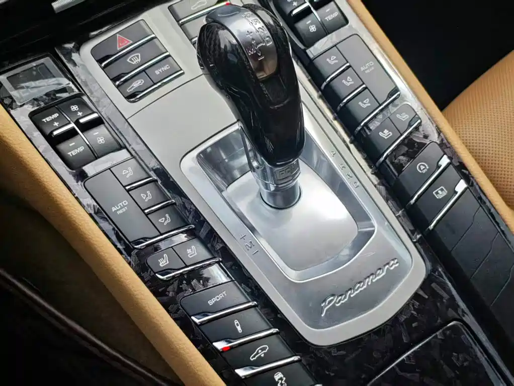 Porsche Panamera 2015 — фото 18