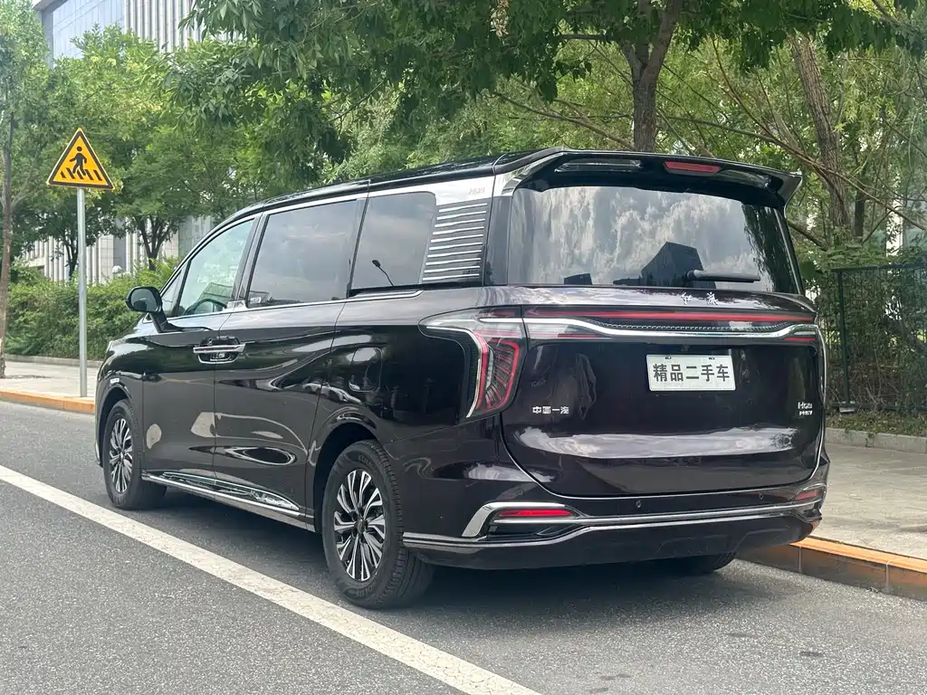 Hongqi HQ9 PHEV 2026 — фото 5
