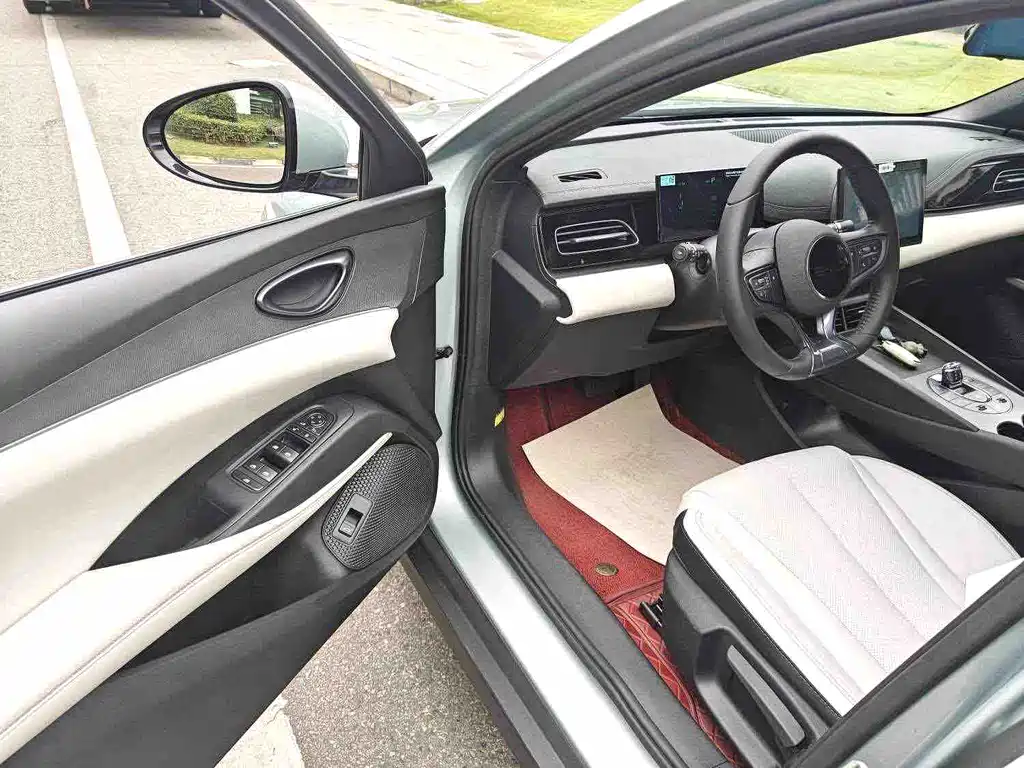 BYD Seal 06 2025 — фото 11