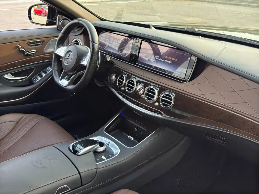 Mercedes-Benz S-Class AMG 2017 — фото 28
