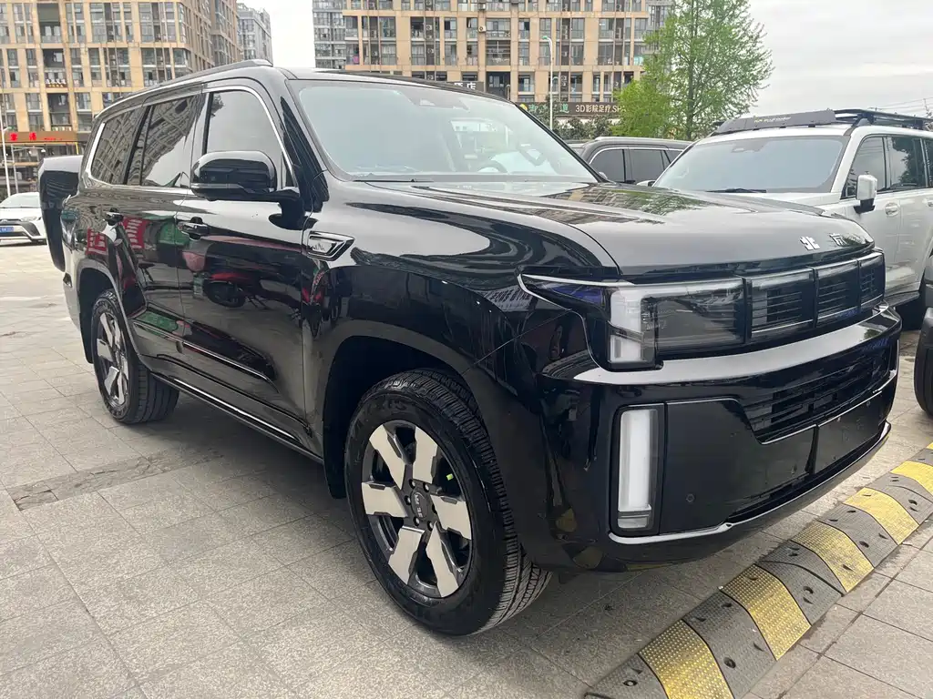 Beijing Off-Road BJ60 EREV 2025 — фото 3