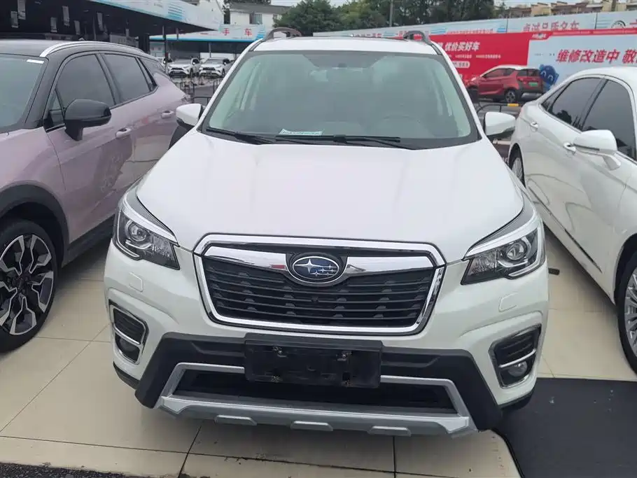 Subaru Forester 2019 — фото 2