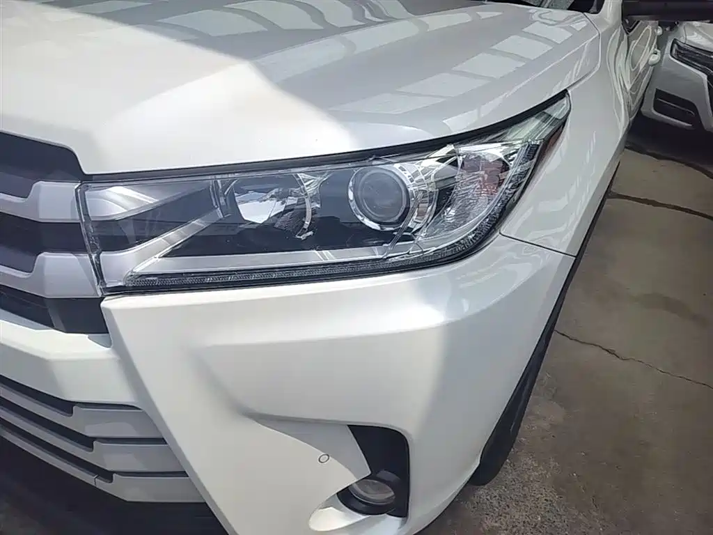 Toyota Highlander 2018 — фото 24