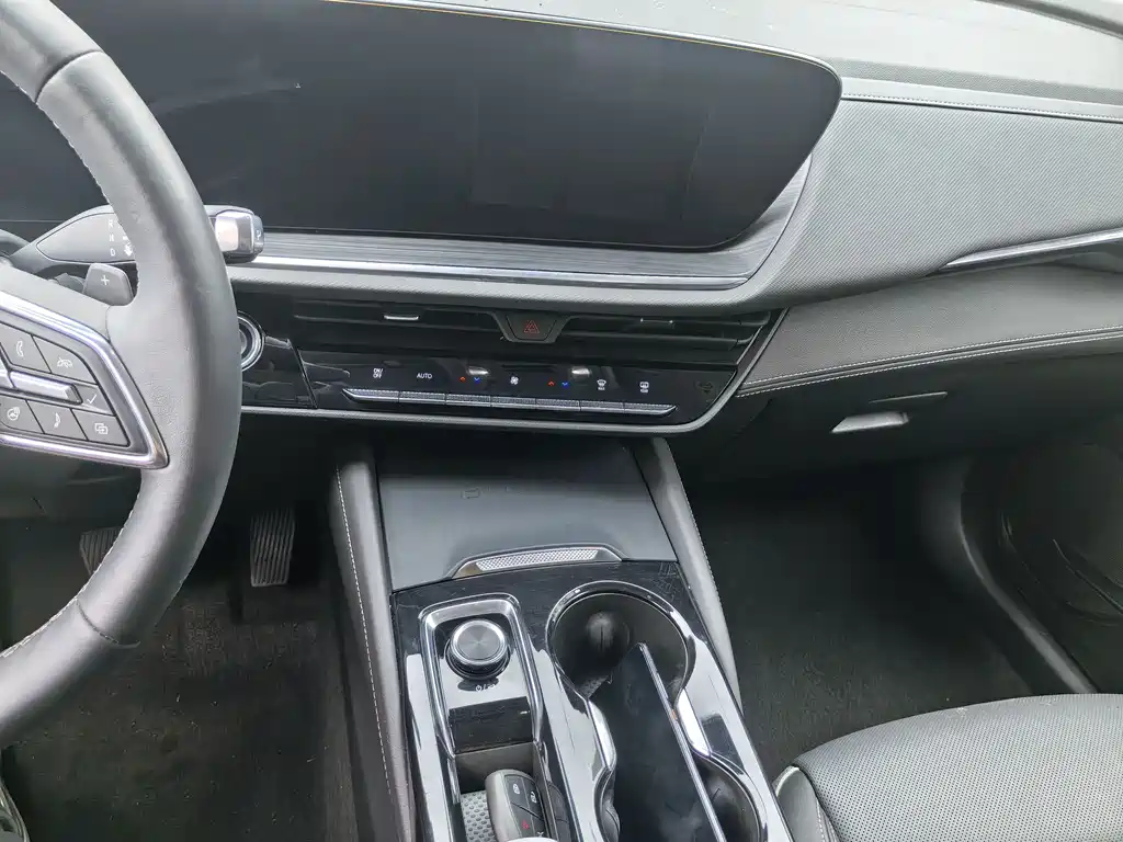 Buick Envision Plus 2025