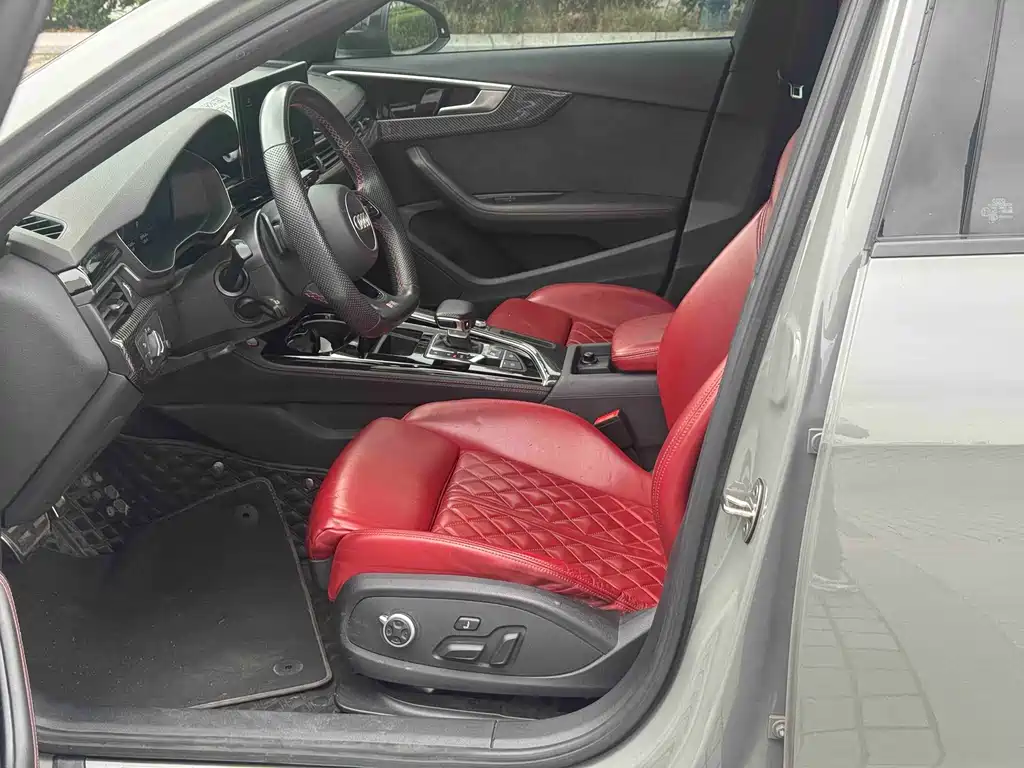 Audi S4 2021