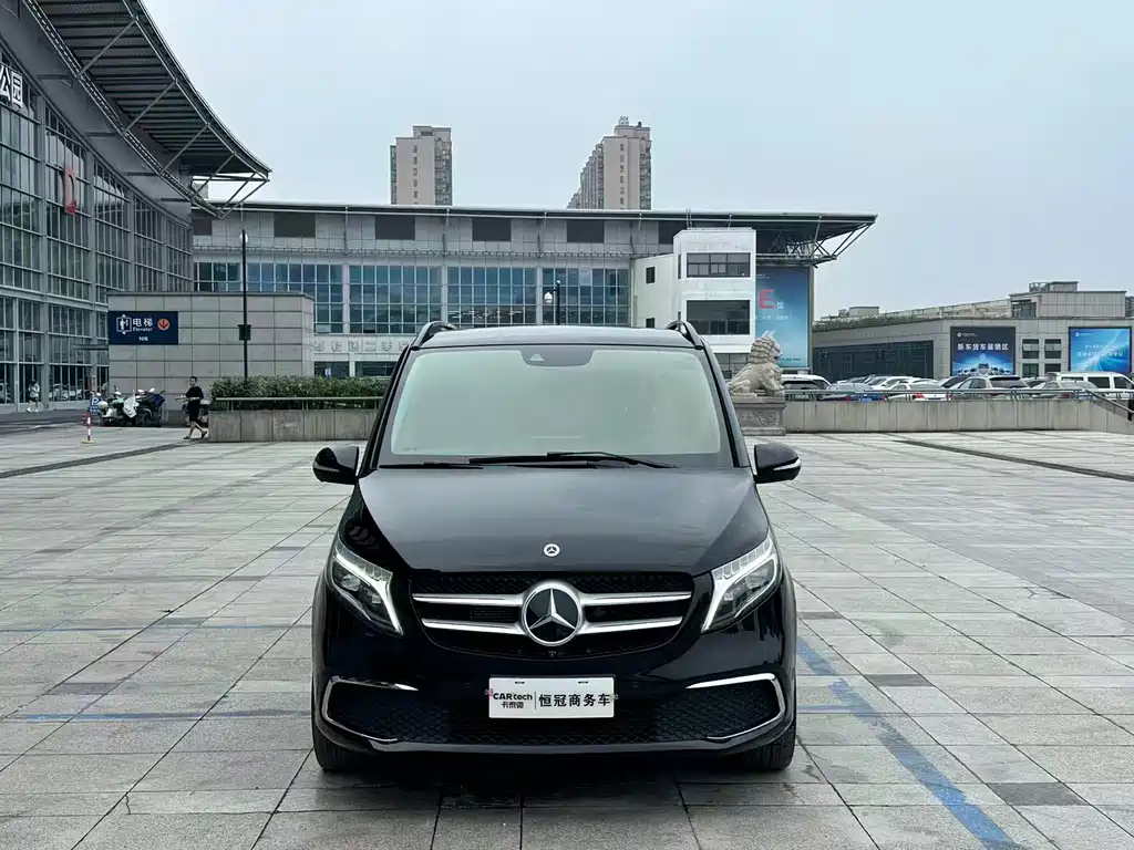 Mercedes-Benz V-Class 2021 — фото 2
