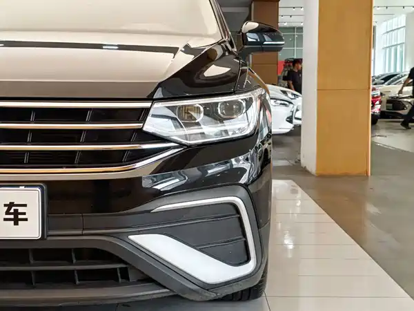 Volkswagen Tiguan L 2022