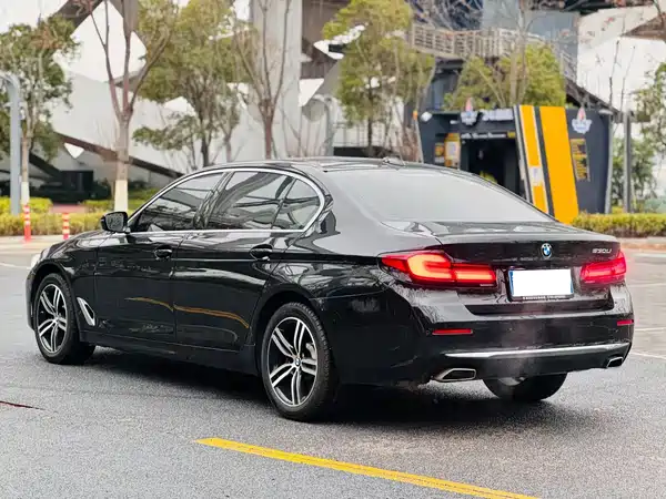 BMW 5 Series 2022