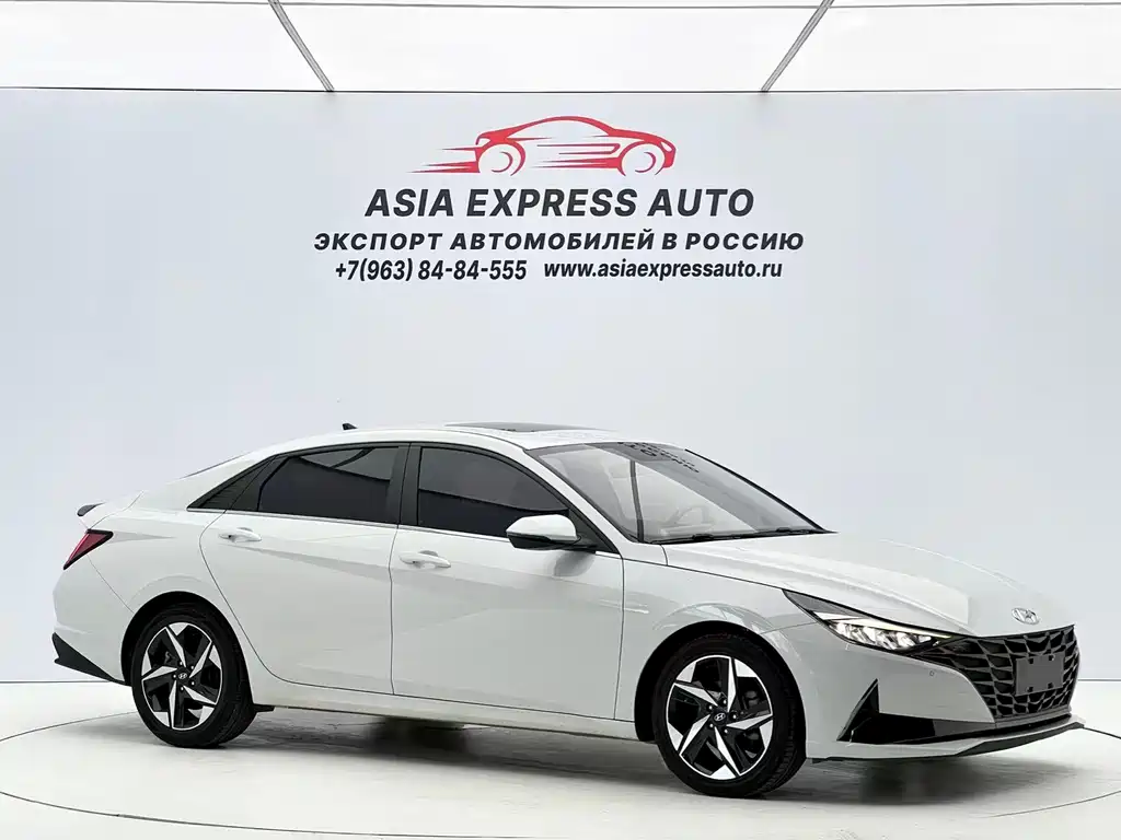 Hyundai Elantra 2023 — фото 3