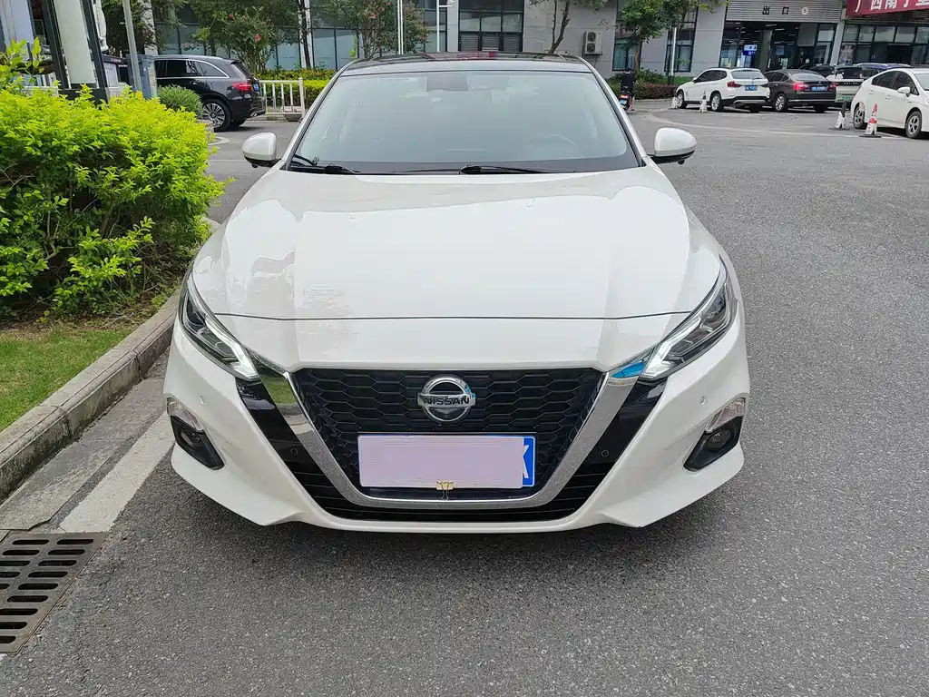 Nissan Teana 2021