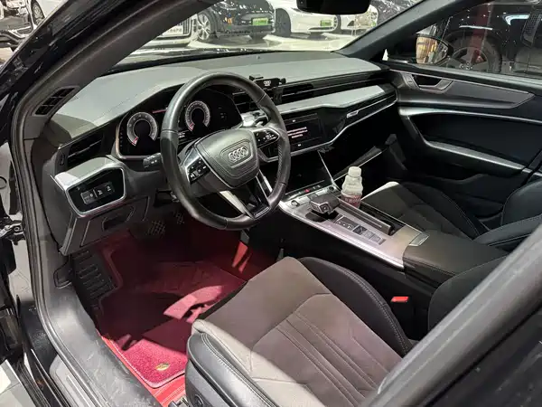Audi A6L 2023