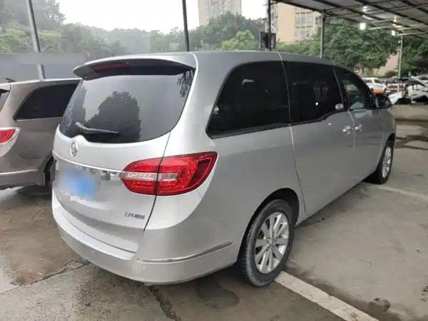 Buick GL8 2017
