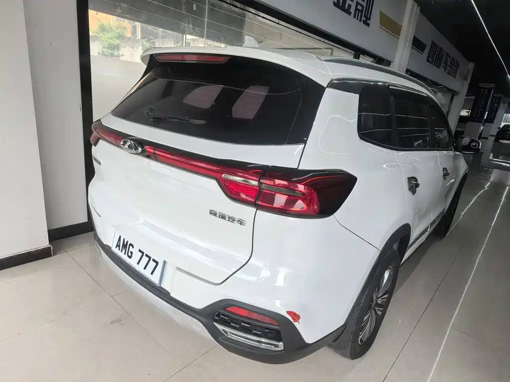 Chery Tiggo 8 2018 — фото 12