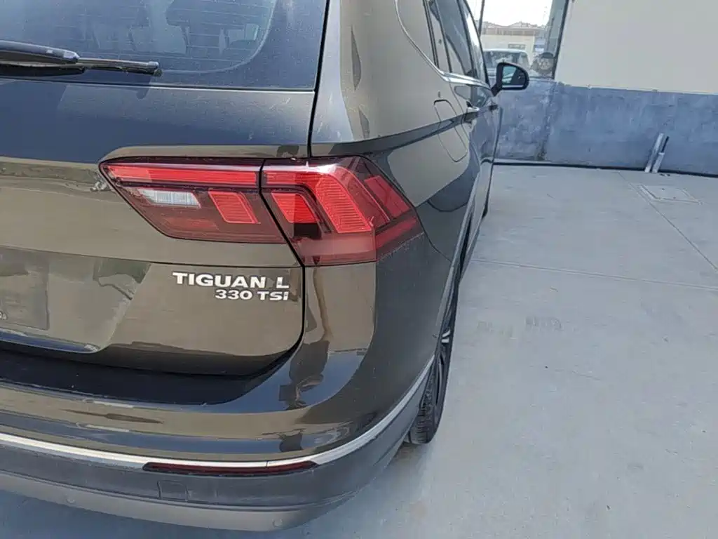Volkswagen Tiguan L 2020 — фото 8