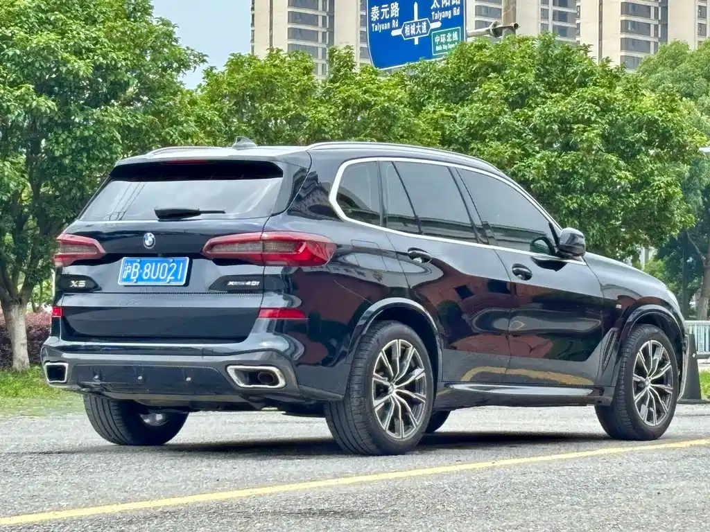 BMW X5 2022 — фото 8