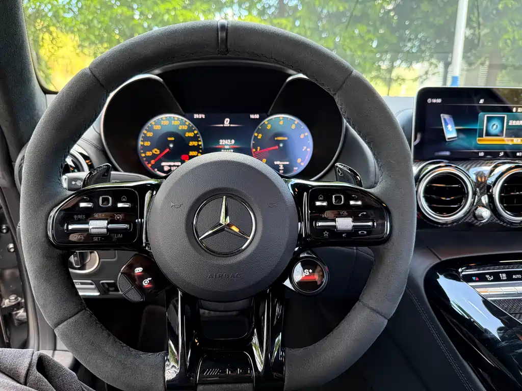 Mercedes-Benz AMG GT 2022 — фото 21