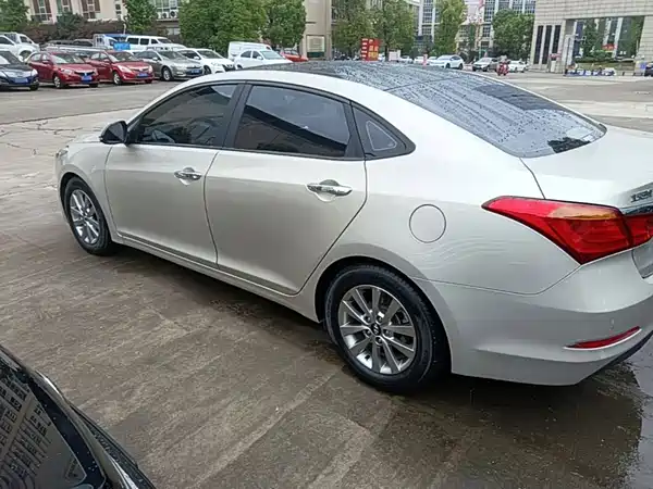 Hyundai Mistra 2016