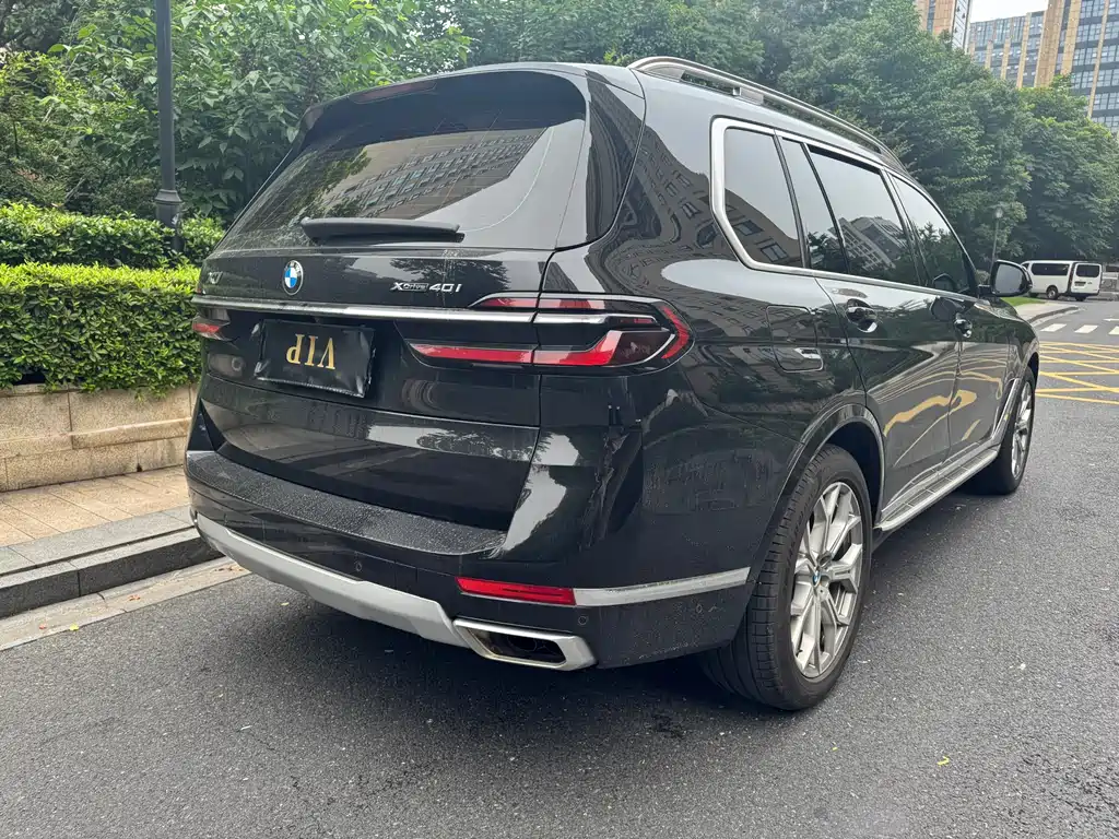 BMW X7 2023 — фото 9