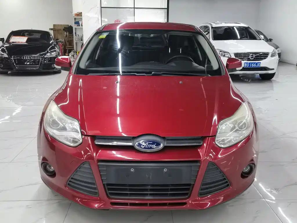 Ford Focus 2015 — фото 2