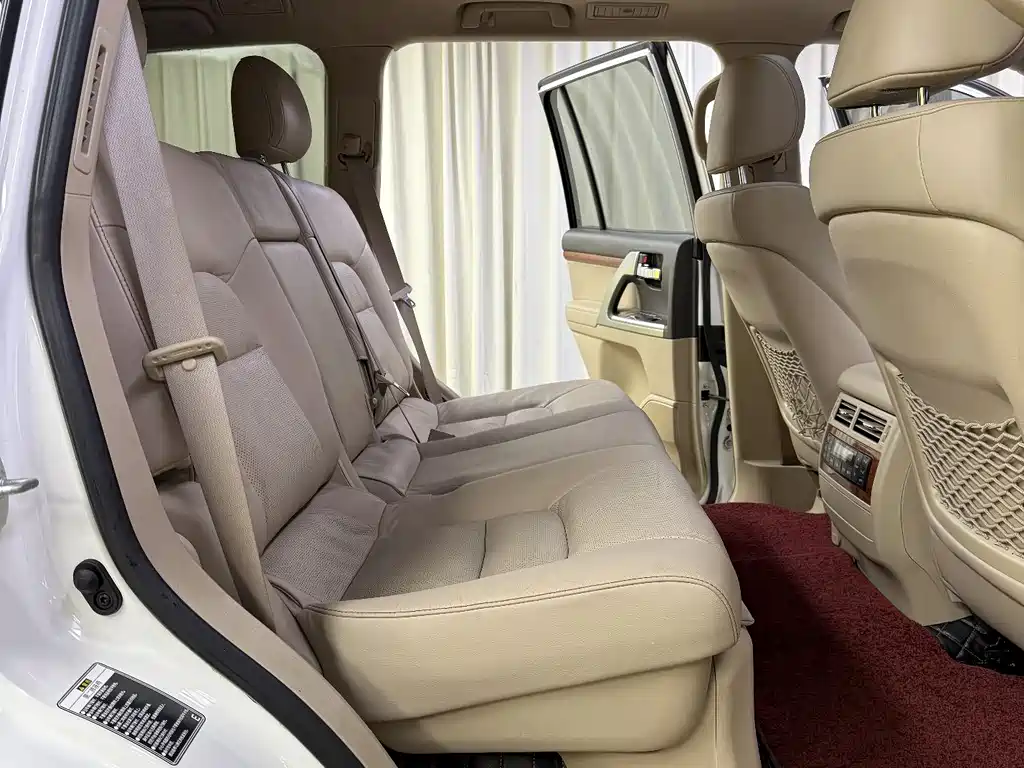 Toyota Land Cruiser 2014 — фото 21