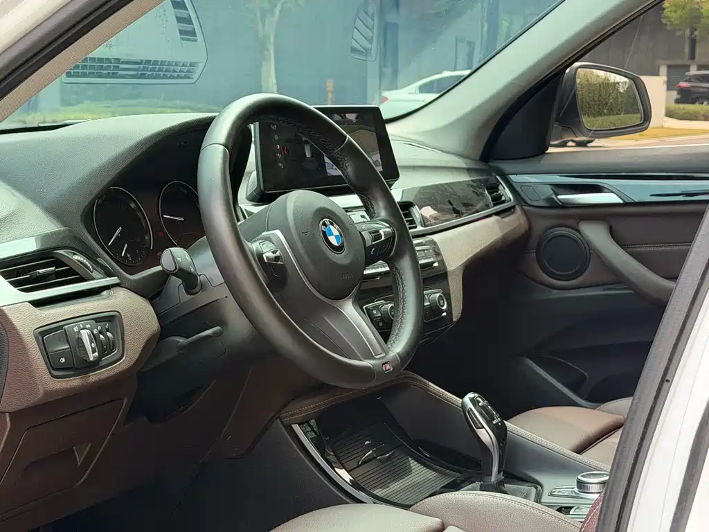BMW X1 2020 — фото 15