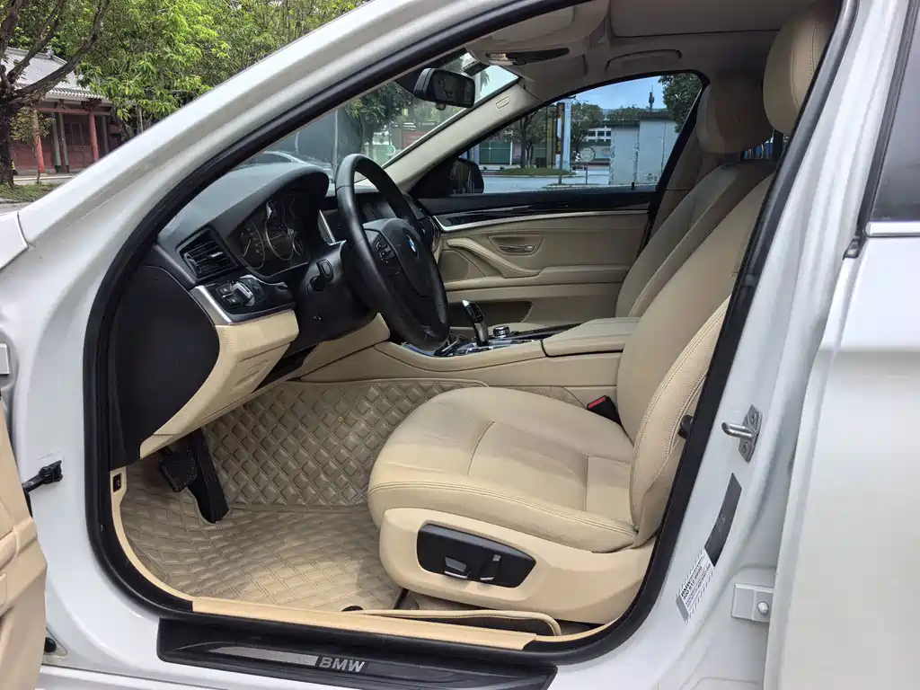 BMW 5 Series 2016