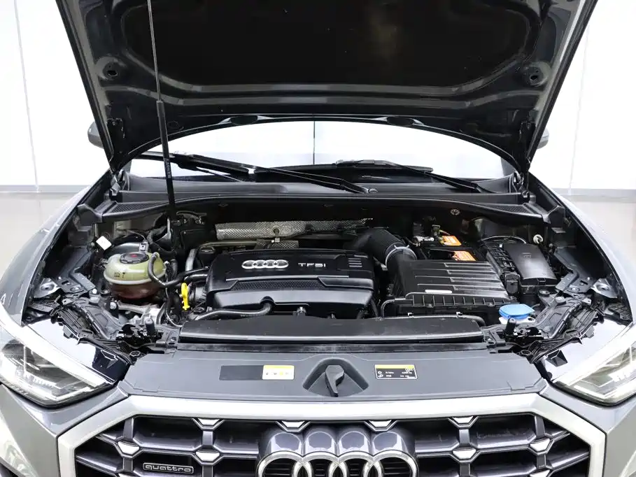 Audi Q3 2022 — фото 9