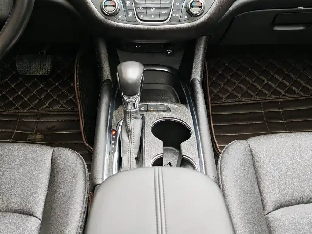 Chevrolet Malibu XL 2023 — фото 16