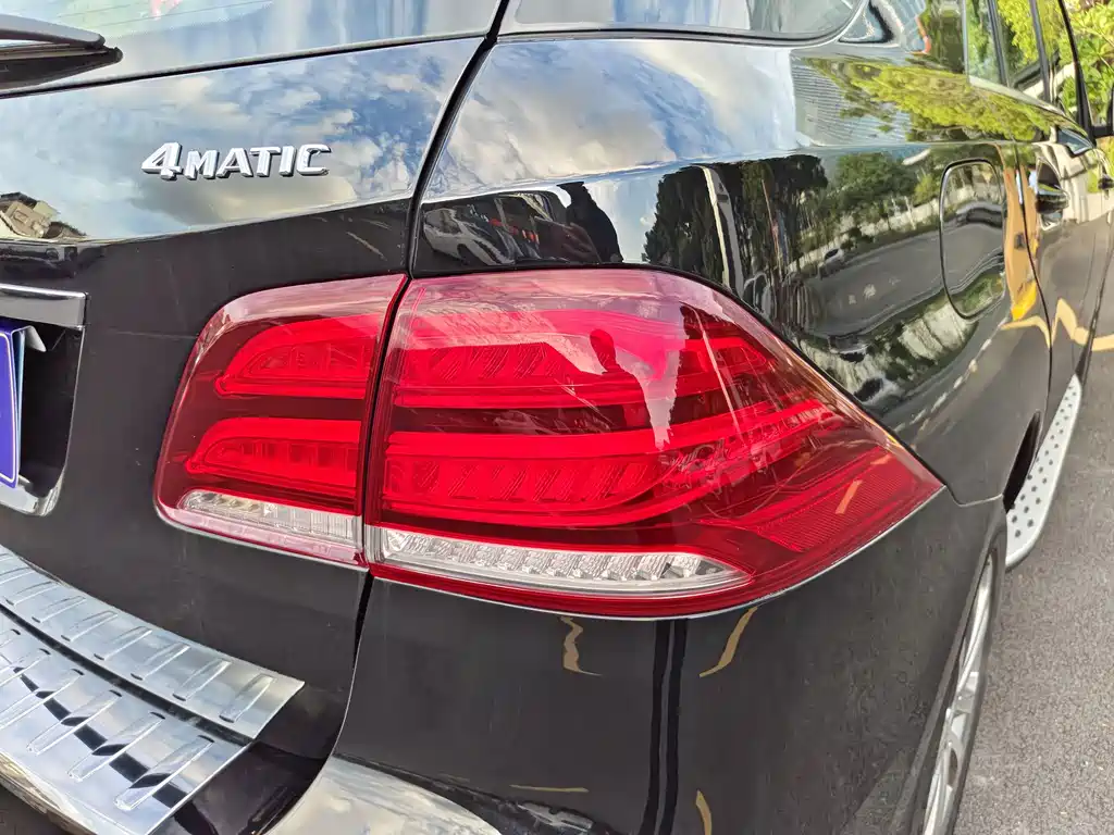 Mercedes-Benz GLE 2016 — фото 23