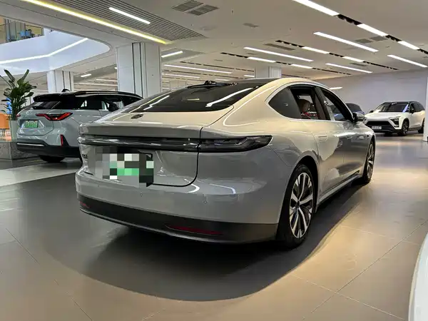 NIO ET7 2022