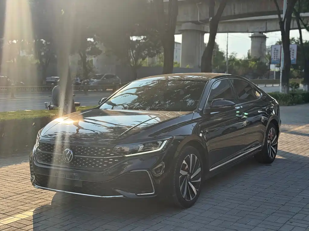 Volkswagen Passat 2022